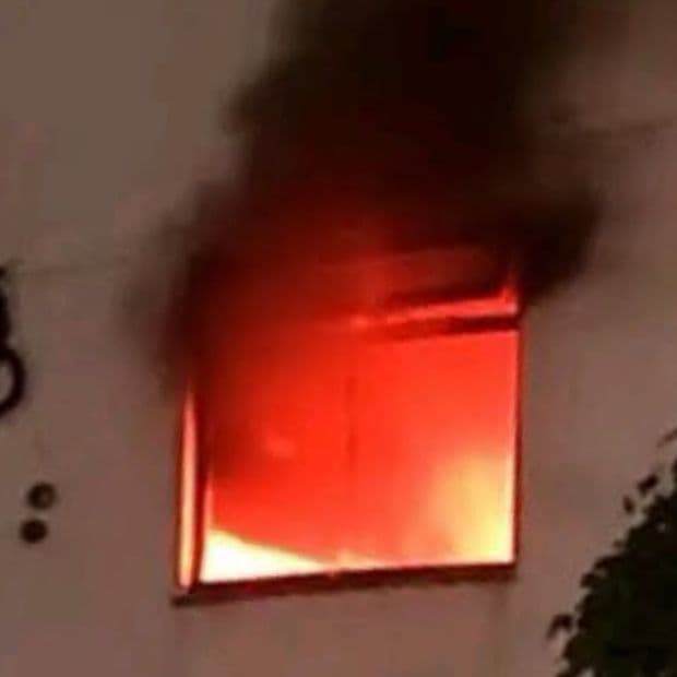 Se Incendia Departamento por una Veladora Encendida en una Ofrenda en Puebla