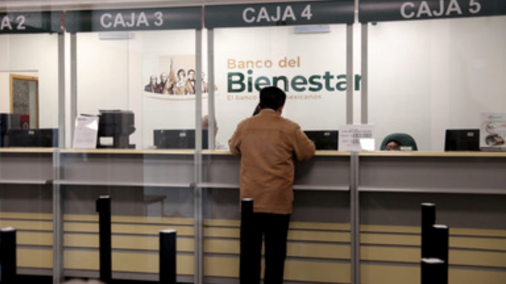 ¿Mañana Inicia Pago de Pensión? Bancos Donde Puedes Retirar Dinero de Tarjeta Bienestar en Julio