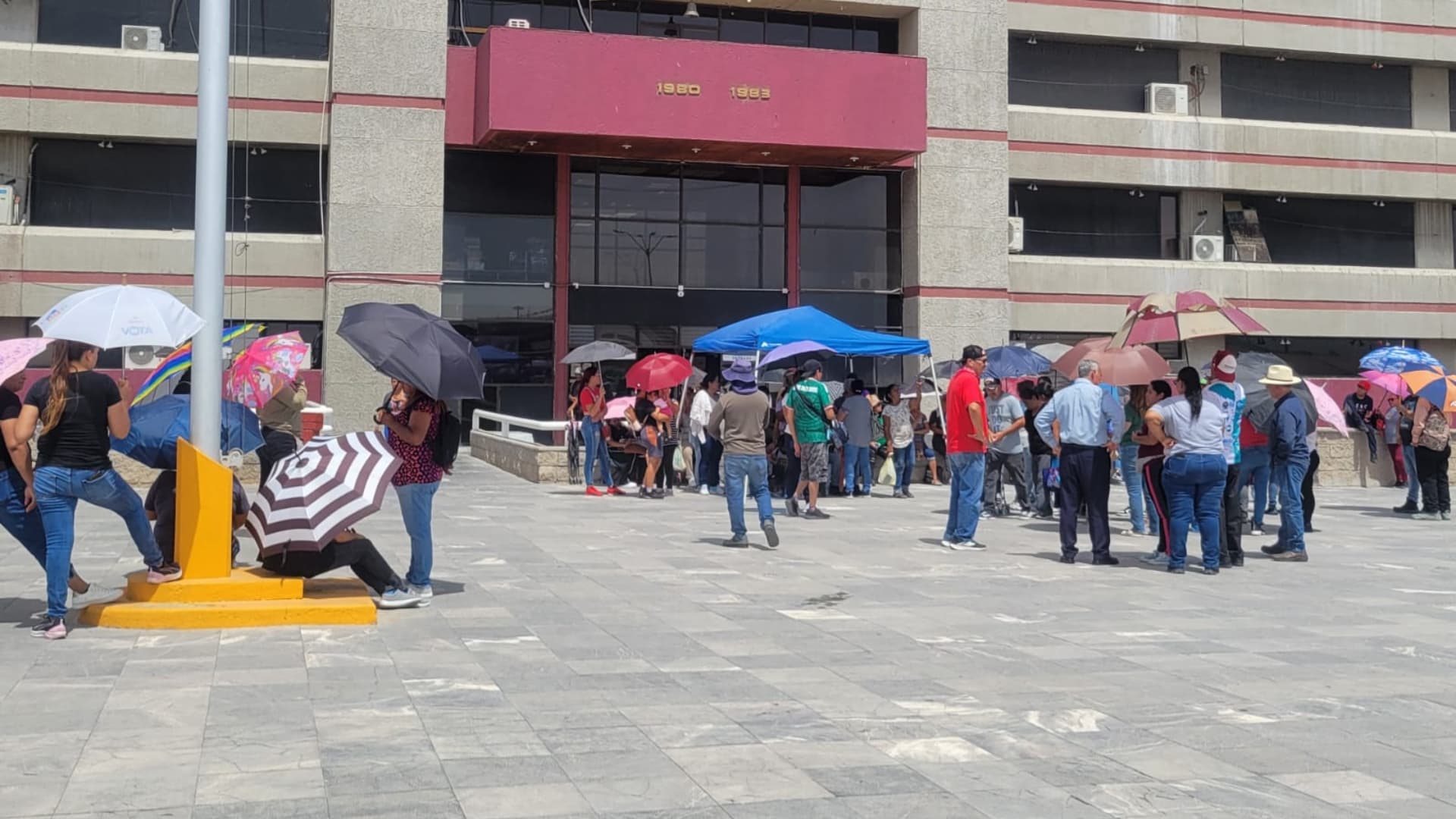 Protestan en Presidencia de Ciudad Juárez para Exigir la Entrega de 600 Terrenos