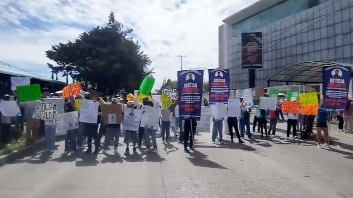 Exigen Liberación de Joven Acusado por Presunto Homicidio de Niño en Puebla