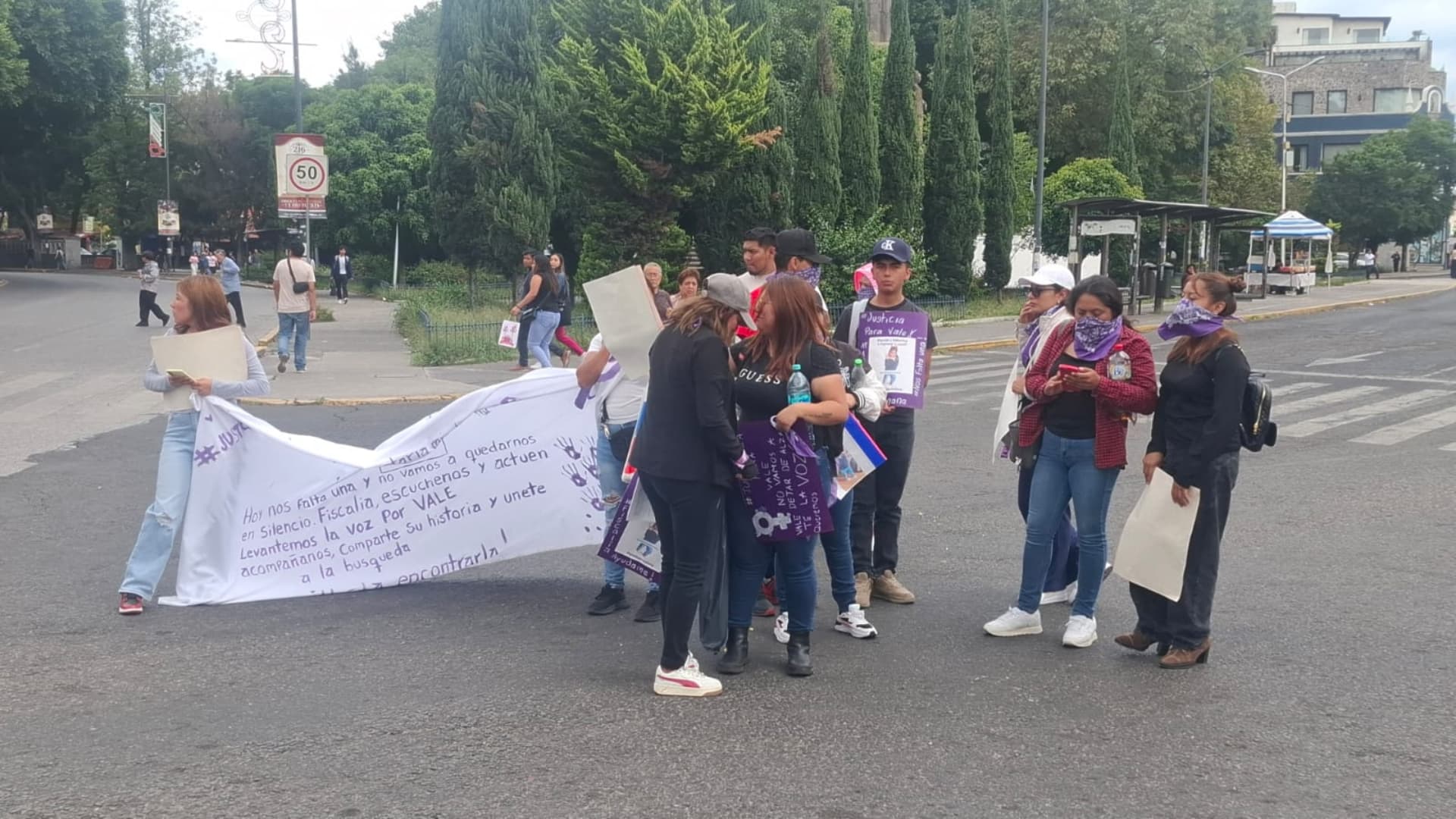Se Manifiestan en la Ciudad de Puebla por Desaparición de Niña de Seis Años