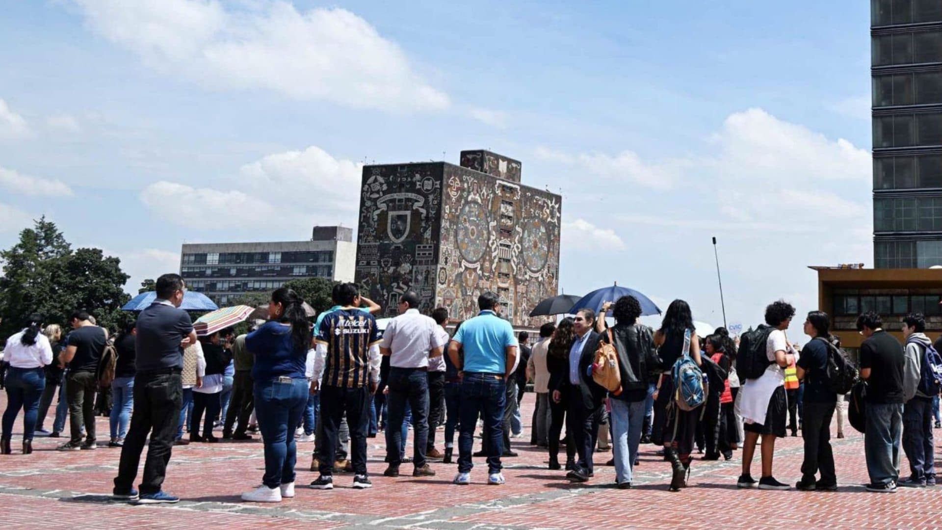 Marcha en la UNAM tras Mensaje del Rector: ¿Cuándo Es la Protesta por Revisión de Resultados?