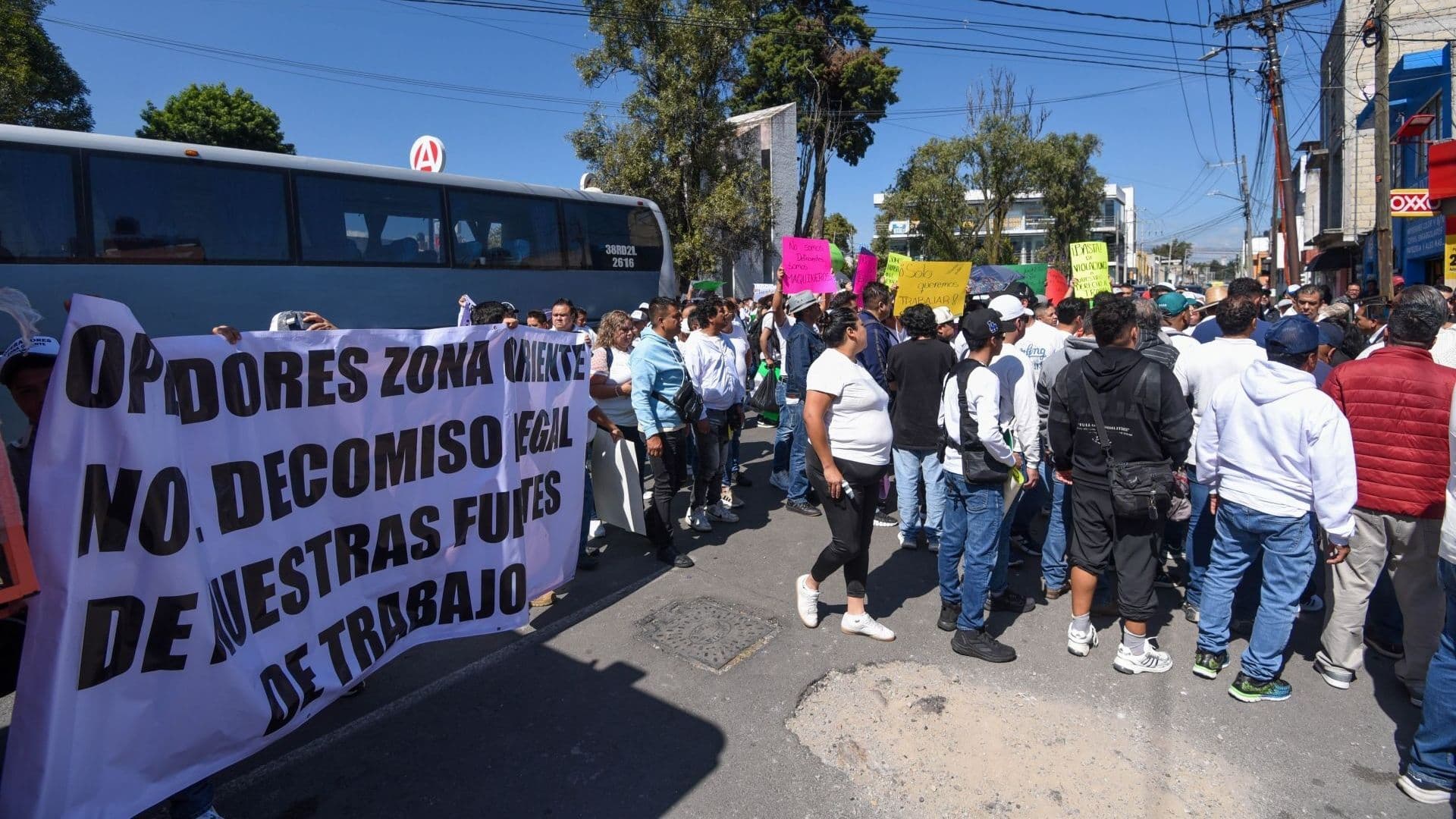 Marcha y Bloqueos en CDMX En Vivo: Alternativas Viales a Calles y Avenidas Cerradas