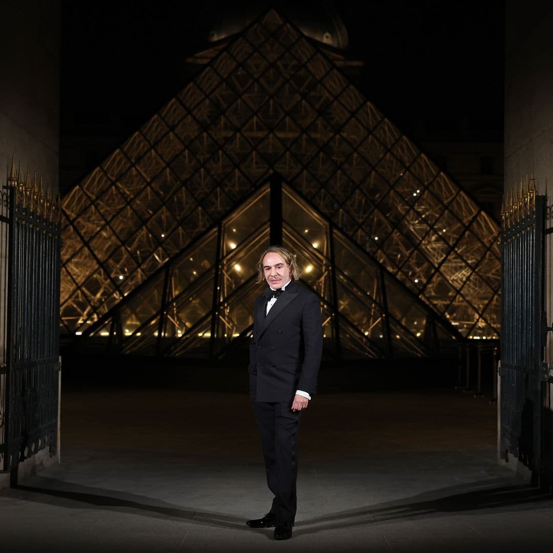 La Met Gala 2027 Rendirá Homenaje a John Galliano y Desata una Fuerte Controversia