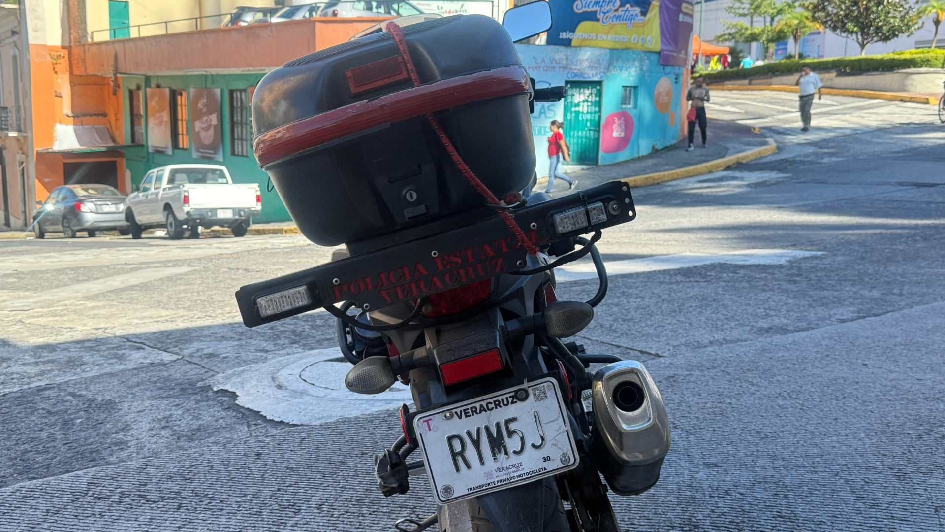 Conductor Embiste y Lesiona a Motopatrullero en el Sur de Veracruz