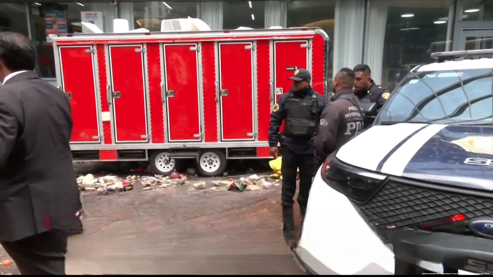 "Fue Como Dominó": Testigos Narran Estampida en Reforma tras México vs Ecuador