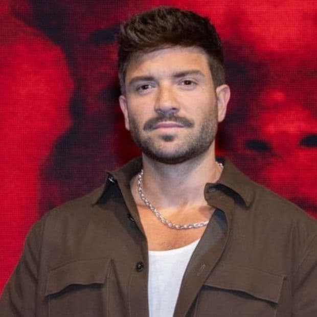 Pablo Alborán Manda Invitación a Luis Miguel: Quiere Escribirle una Canción y Cantar con Él
