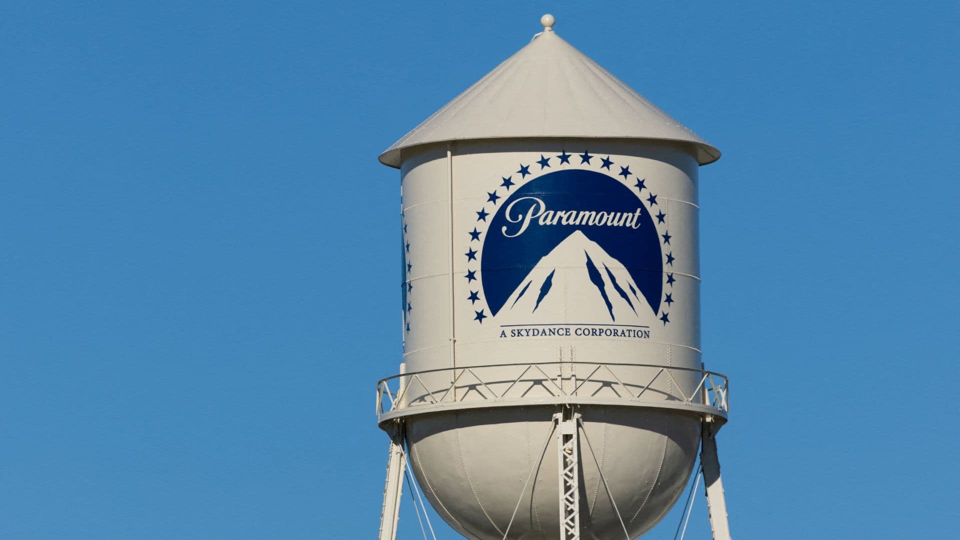 Departamento de Justicia Da Su Aval para Fusión de Paramount y Warner Bros