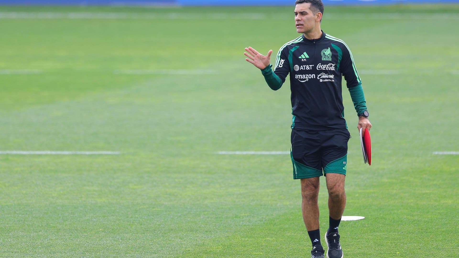 Rafa Márquez Tendría Problemas para Armar su Cuerpo Técnico con la Selección Mexicana