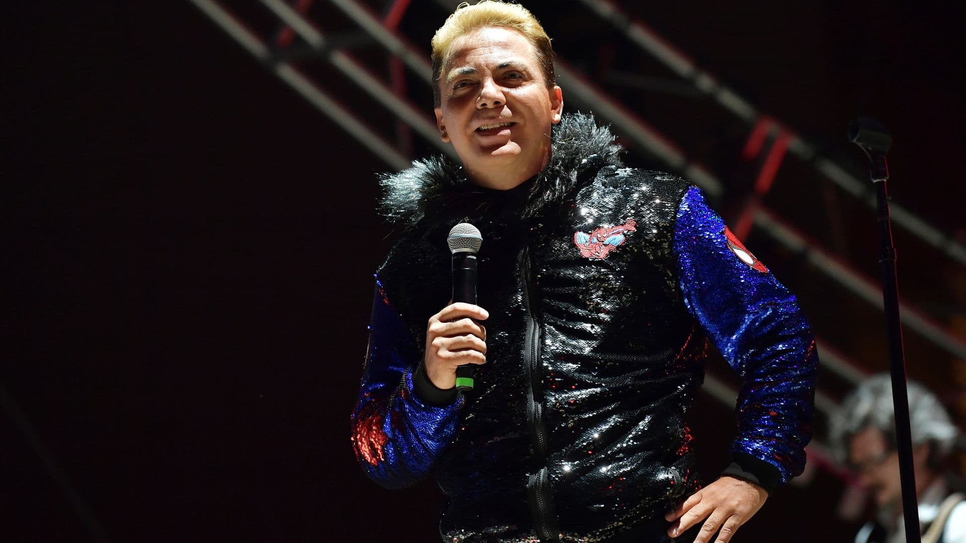 Rafaela, Hija de Cristian Castro, Debuta en Radio y Envía Mensaje a su Papá