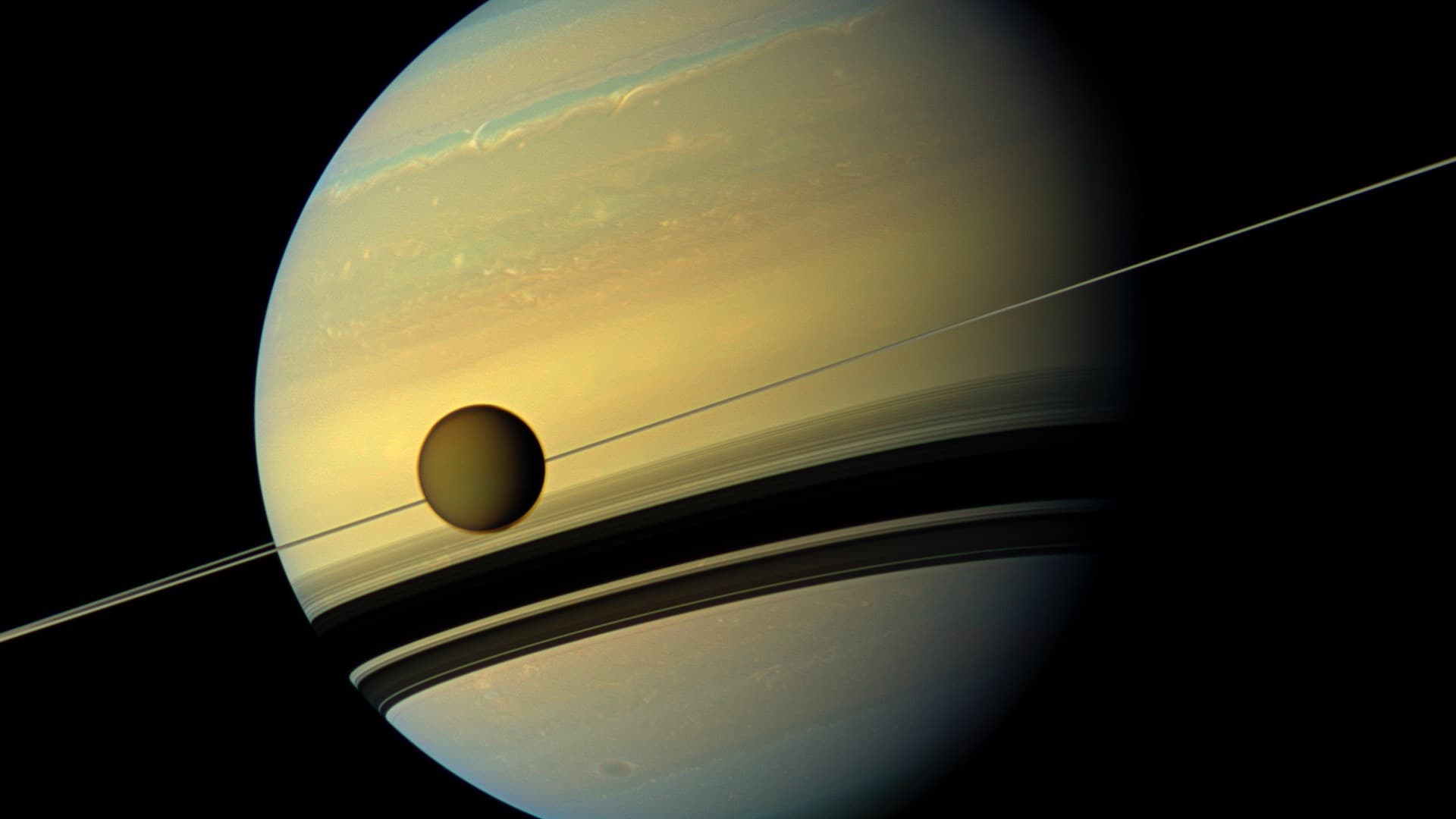 Saturno