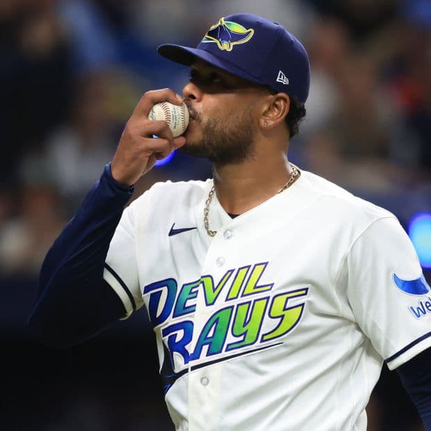 Lista la Serie Mundial: Milwaukee y Tampa Bay Disputarán el Título de Grandes Ligas