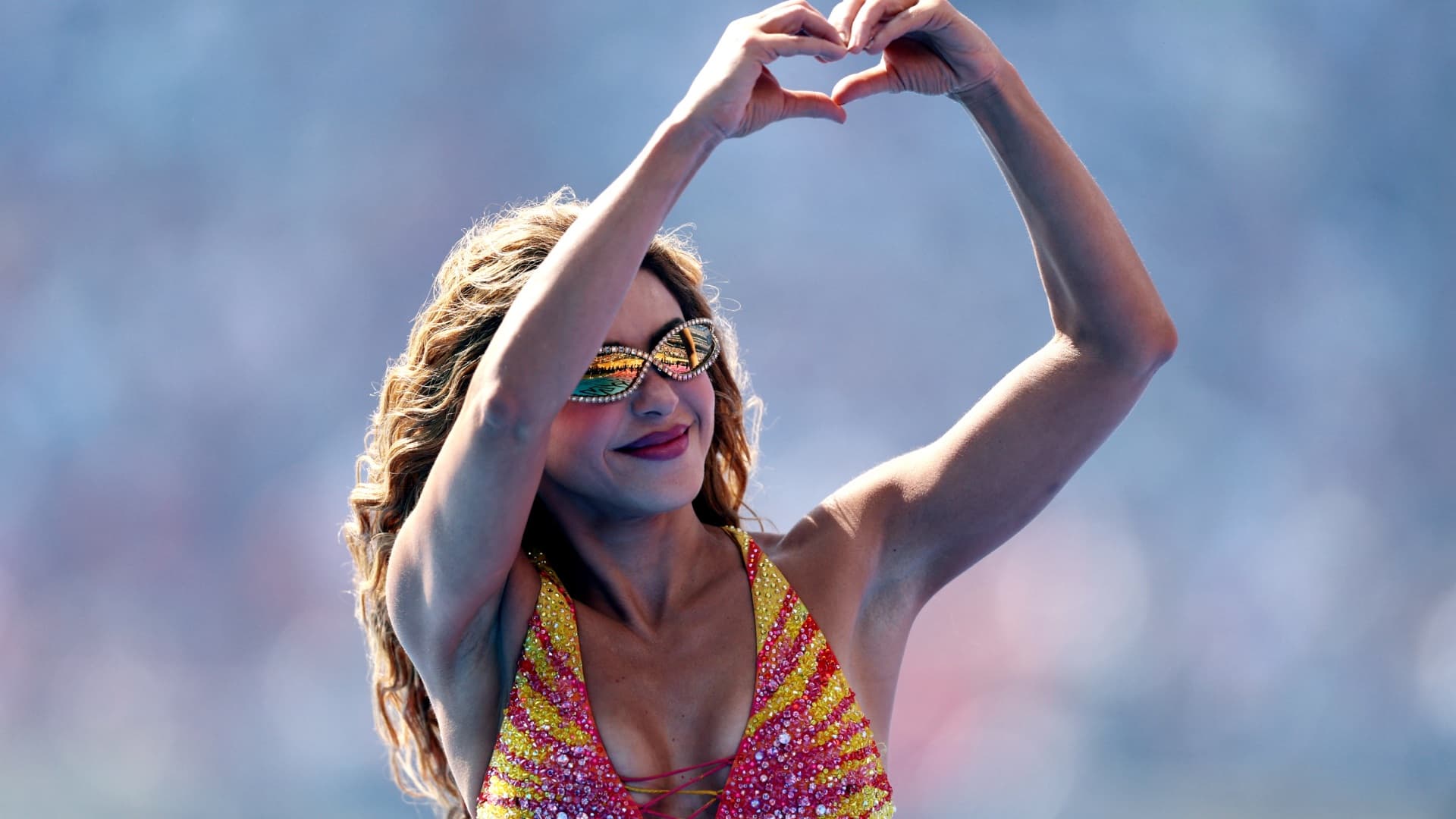 Shakira durante su participación en el medio tiempo de la final del Mundial 2026