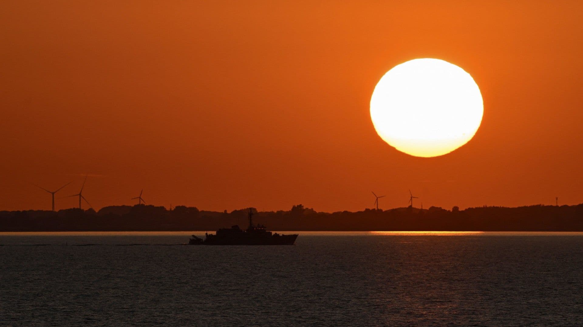 Calor Sofoca al Planeta: Registran Temperatura Récord en Océanos por Cambio Climático y El Niño