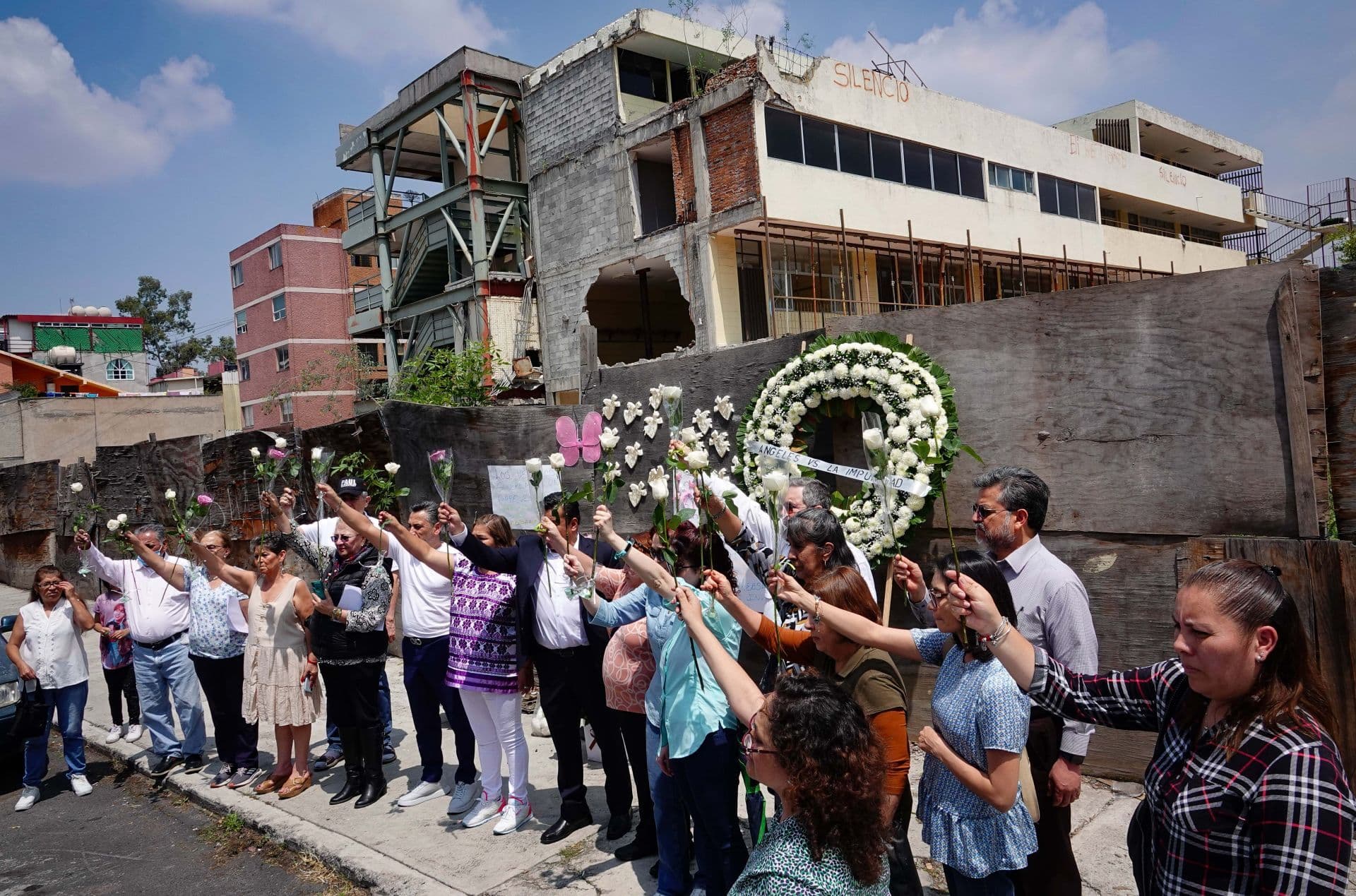 México Espera Temblor ‘2 o 3 Veces Más Intenso’ que el Terremoto de 1985