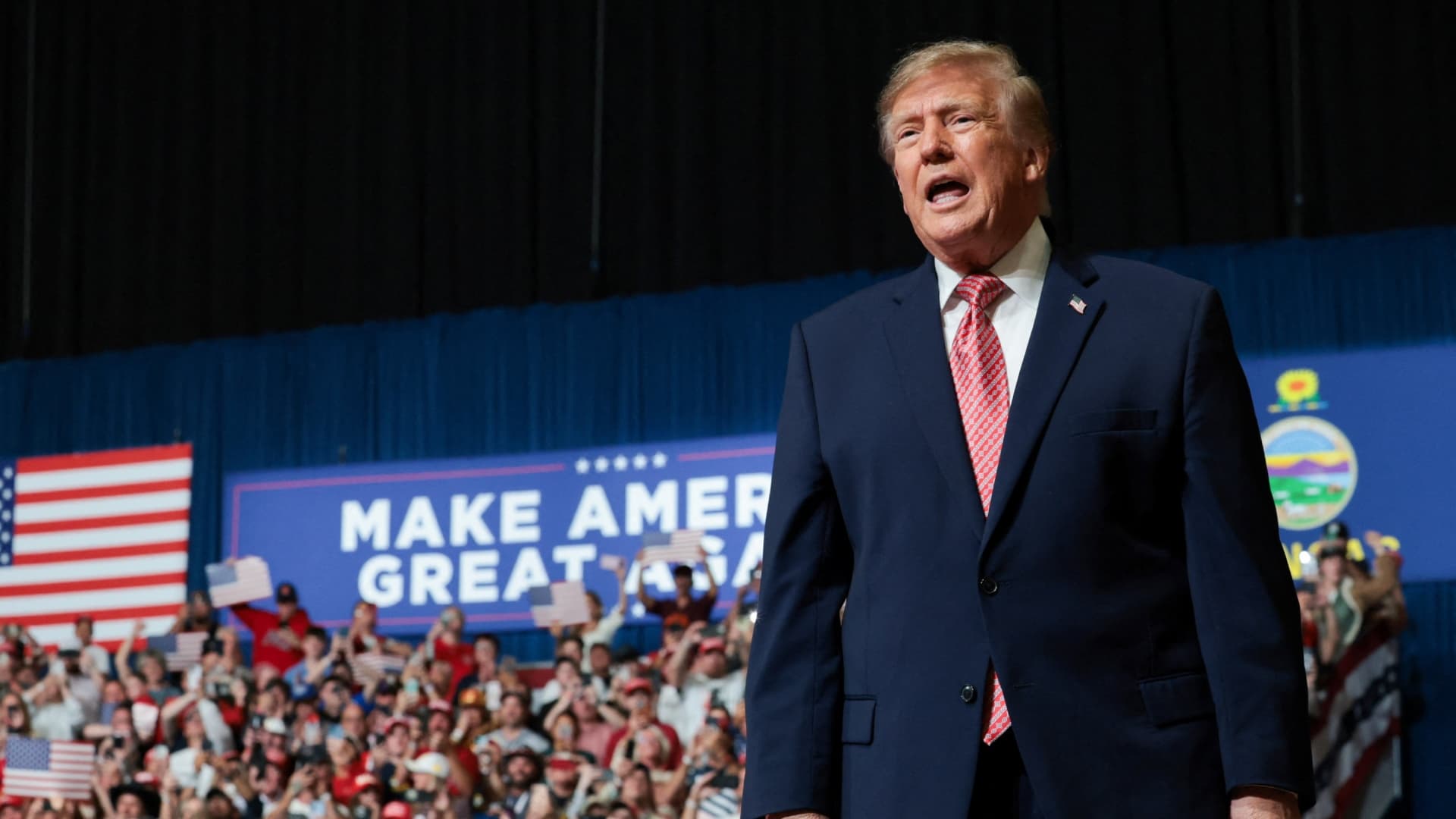 Estadounidenses Desconfían que Trump Reconozca Resultados de Elecciones de Medio Mandato