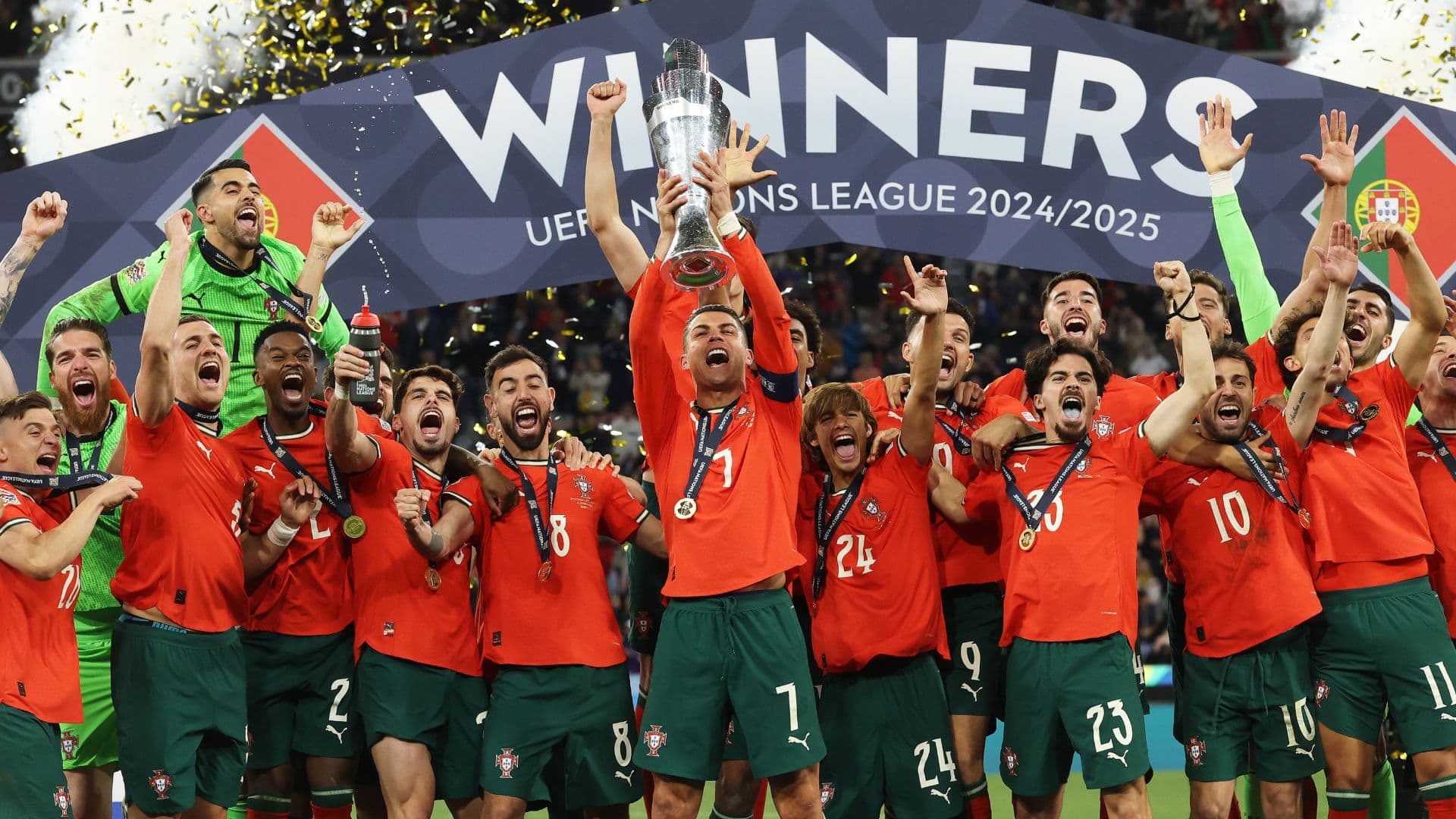 La selección de Portugal celebra su título de la UEFA Nations League 2025