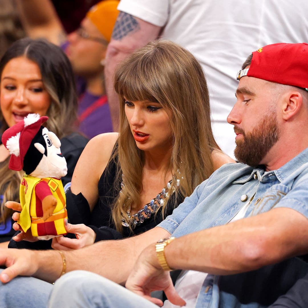 Venden Bolsas de Basura de la Boda de Taylor Swift y Se Agotan en Menos de 24 Horas