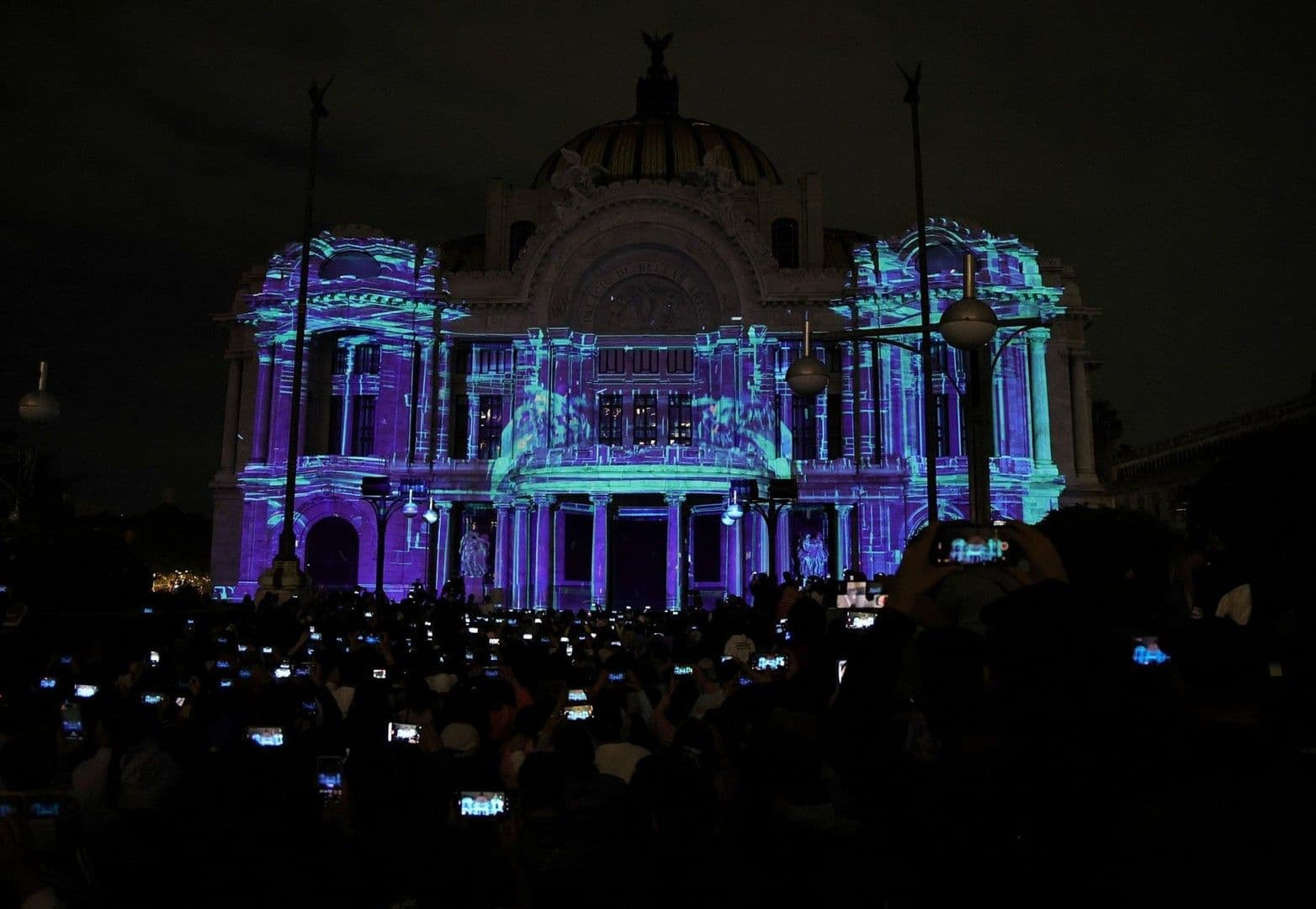 Así Fue el Videomapping que Hizo “Bailar” al Palacio de Bellas Artes