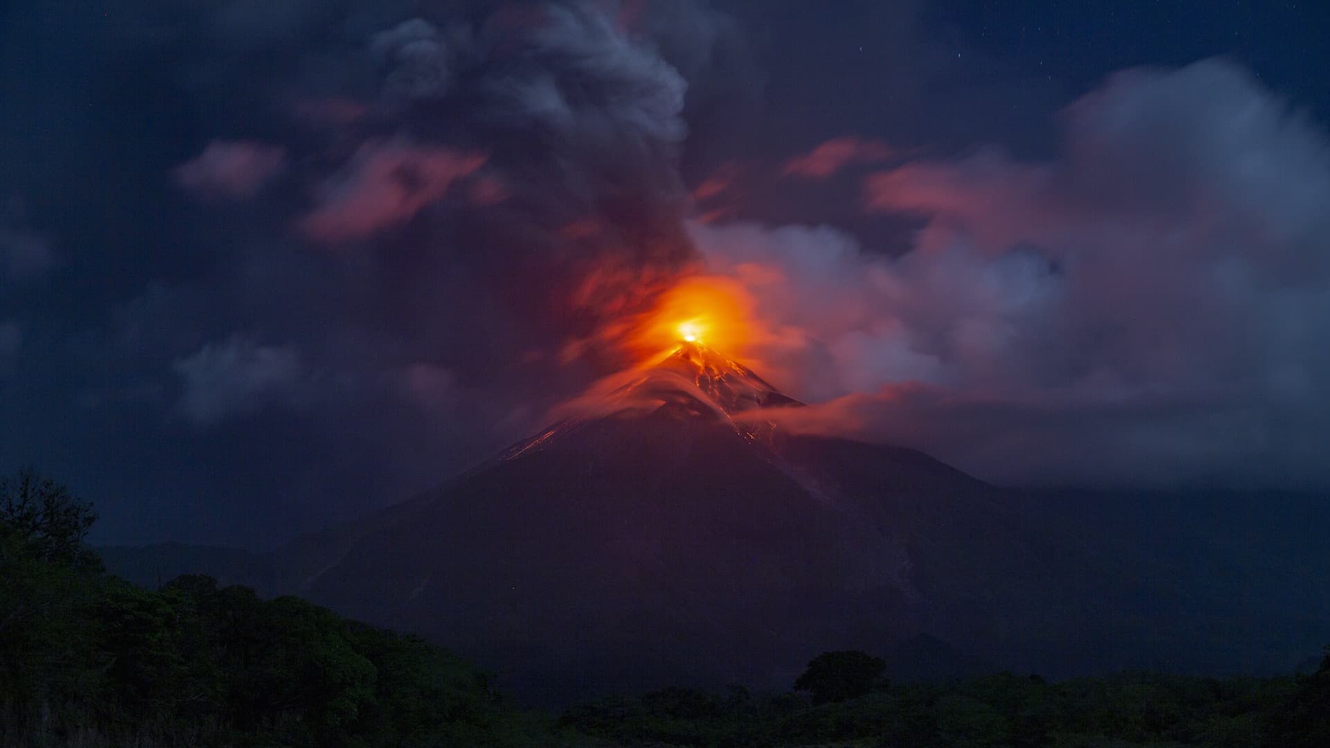 Volcán de Fuego en Guatemala en 2026