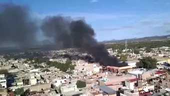 Foto: Incendio en Mercado Hidalgo Provoca Movilización de Cuerpos de Emergencia en Guanajuato
