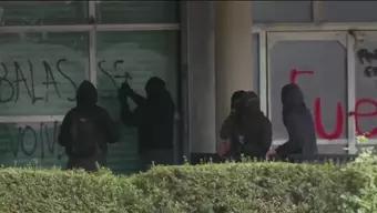 FOTO: Encapuchados Realizan Pintas Pintas y Vandalismo en Ciudad Universitaria de la UNAM