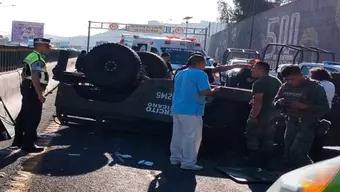 FOTO: Volcadura Camioneta del Ejército en la México - Pachuca