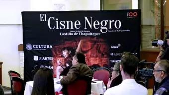 Foto: ‘El Cisne Negro’ Llega al Castillo de Chapultepec