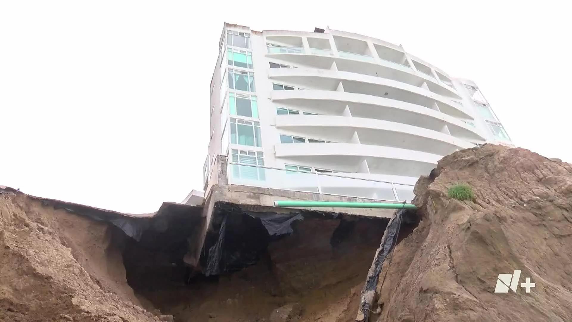 Clausuran Terraza y Alberca de Edificio en Riesgo de Colapso en Playas de Tijuana