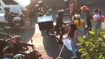 FOTO:  Motociclistas Enfrentan a Manifestantes en Periférico Norte