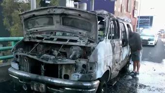Foto: Camioneta se Incendia en Segundo Piso de Periférico Sur, en CDMX