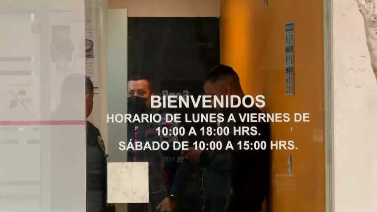 Policías de la CDMX investigan un posible robo a una joyería en Polanco, en un establecimiento ubicado en la colonia Anzures, alcaldía Miguel Hidalgo