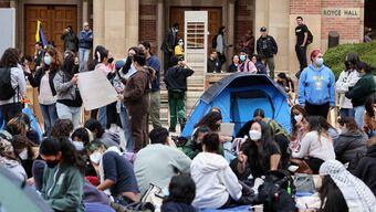 Foto. Manifestantes Propalestinos Instalan Campamento en la UCLA