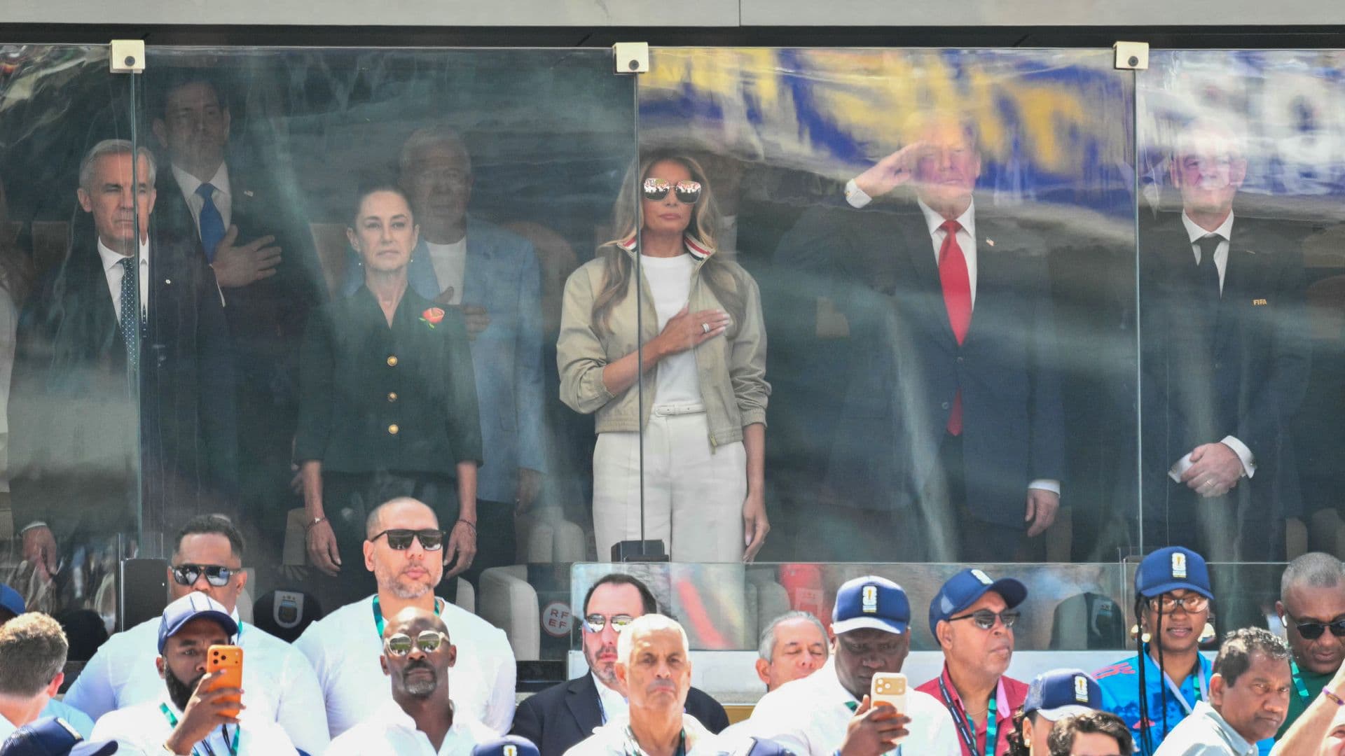 Sheinbaum, Trump y Carney en la Final del Mundial 2026. Foto: AFP