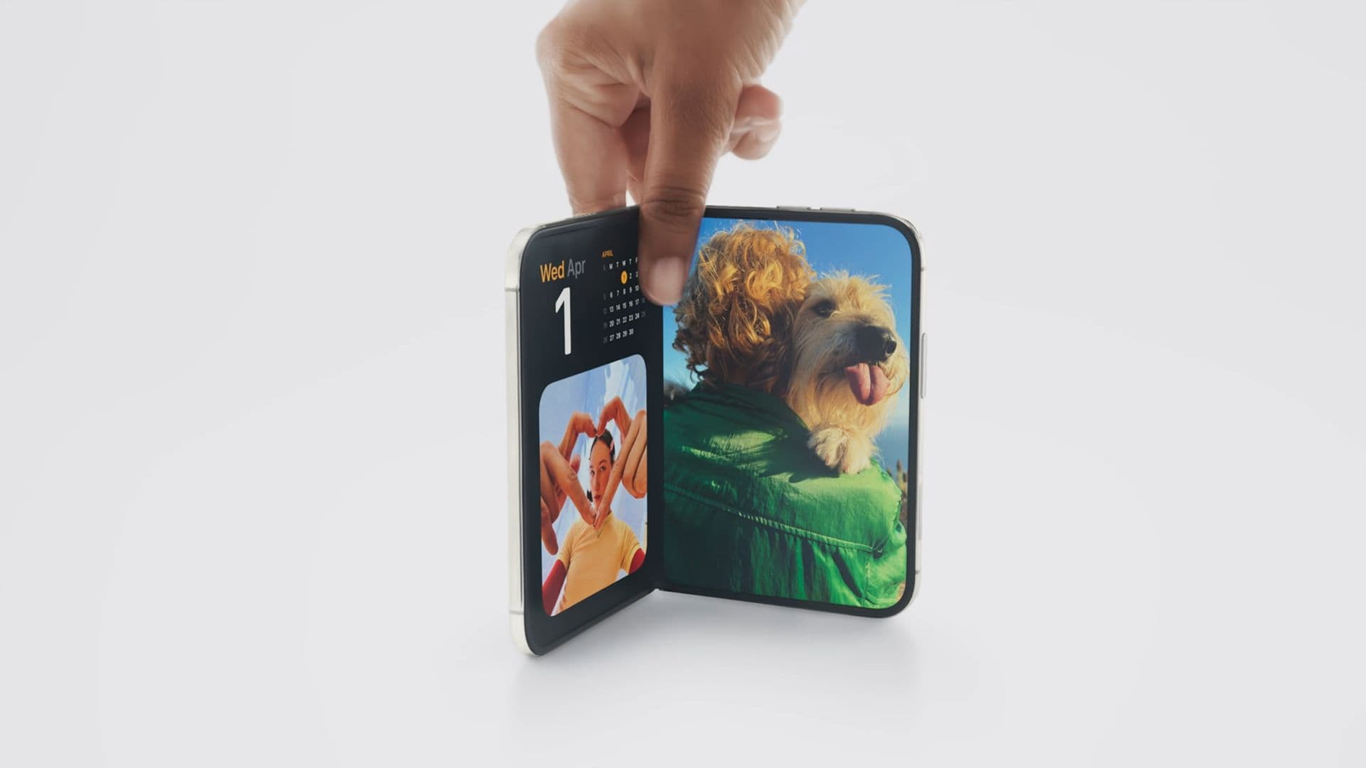 Apple Presenta el iPhone Duo, Primer Móvil Plegable de la Marca
